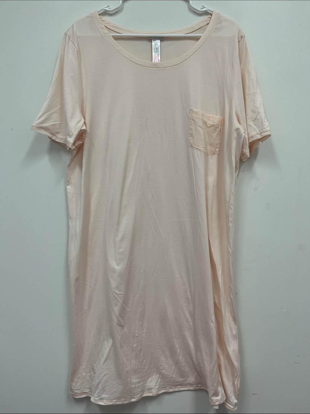 NWOT Hanro Women’s Short Sleeve Pocket T-Shirt Nightgown in Light Peach size L